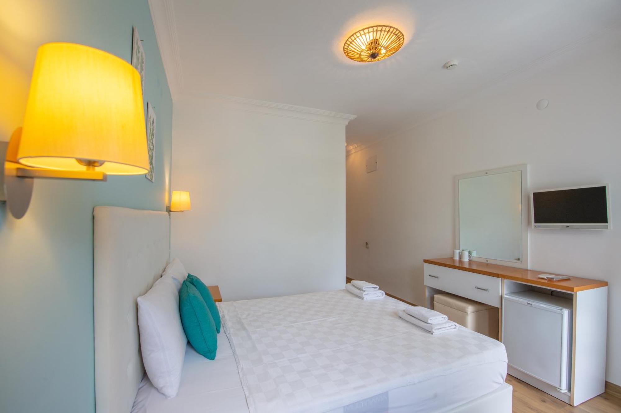 Monta Verde Hotel & Villas Олудениз Экстерьер фото